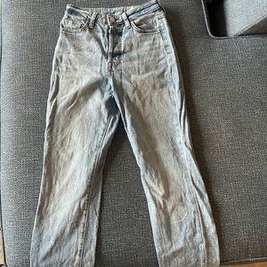 H&M mom jeans